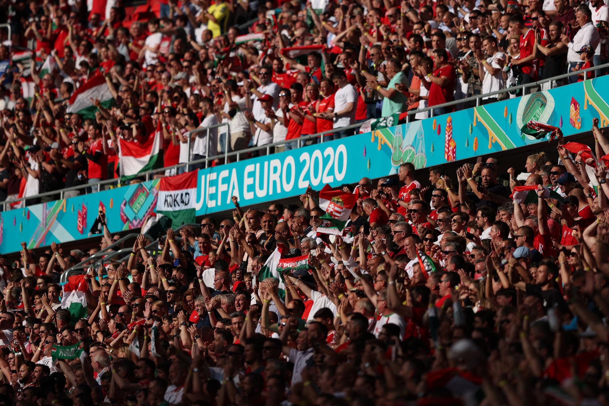 双轨双帘无机布防火卷帘门